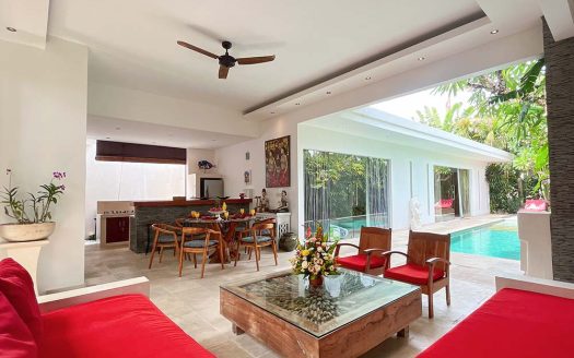 Villa Kallayaan | Villa 3 chambres à louer | Seminyak – Bidadari