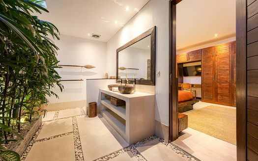 Villa Amba Laba | Villa 3 chambres à louer | Seminyak – Mertanadi