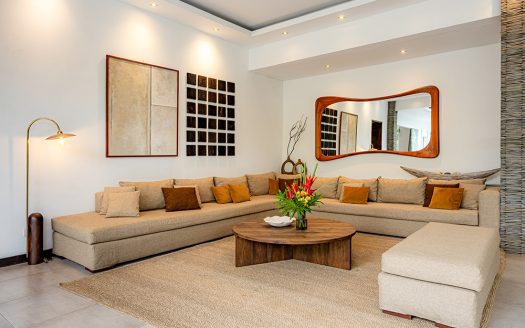 Villa Amba Laba | Villa 3 chambres à louer | Seminyak – Mertanadi