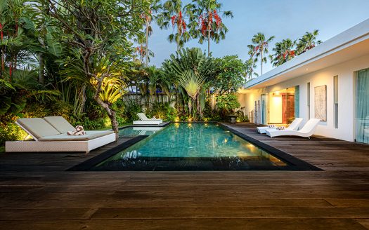 Villa Amba Laba | Villa 3 chambres à louer | Seminyak – Mertanadi