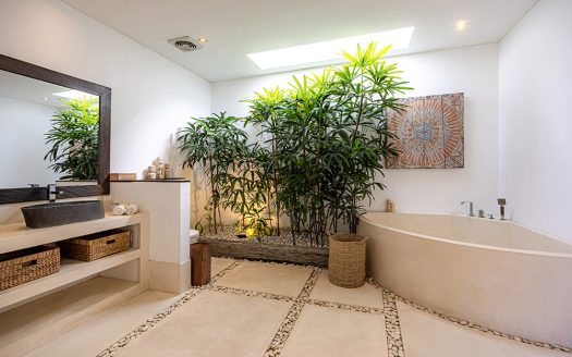 Villa Amba Laba | Villa 3 chambres à louer | Seminyak – Mertanadi