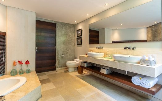VV9671 | Villa 3 chambres à vendre | Seminyak – Beraban