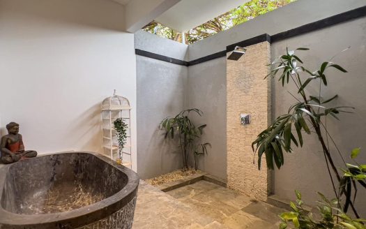 VV9675 | Villa 6 chambres à vendre | Canggu – Padonan