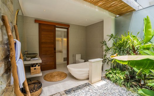 VV9676 | Villa 5 chambres à vendre | Kerobokan – Semer