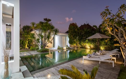 VV9678 | Villa 3 chambres à vendre | Seminyak – Bidadari