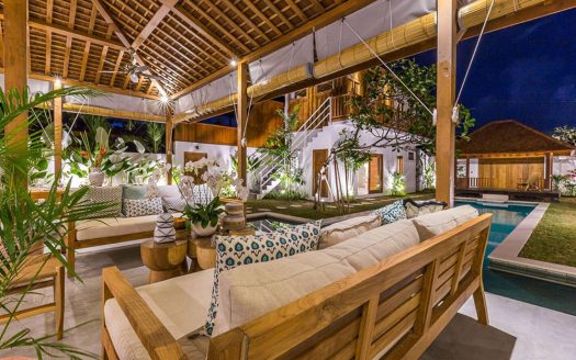VV9679 | Villa 5 chambres à vendre | Seminyak – Oberoi