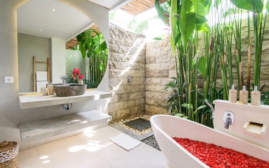 VV9682 | Villa 4 chambres à vendre | Kerobokan – Semer