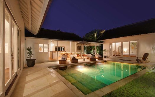 Complexe Batubolong | Villa 6 chambres à louer | Canggu – Batubolong