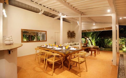 Complexe Batubolong | Villa 6 chambres à louer | Canggu – Batubolong