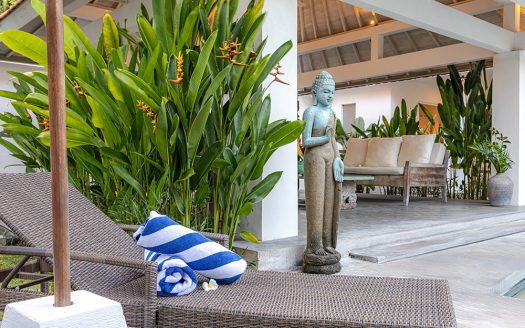 Villa Mutiara Putih | Villa 4 chambres à louer | Seminyak – Center