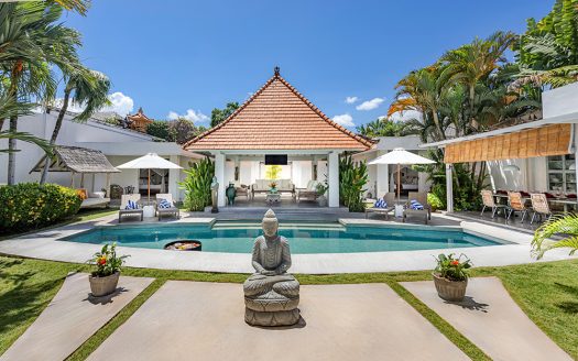 Villa Mutiara Putih | Villa 4 chambres à louer | Seminyak - Center - Location de villas par Bali Immobilier
