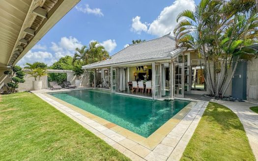 VV9649 | Villa 4 chambres à vendre | Kerobokan - Center - Villas à vendre par Bali Immobilier