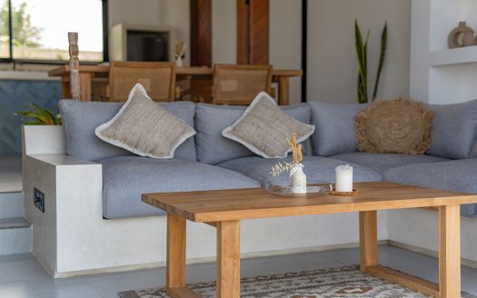 VV9651 | Villa 2 chambres à vendre | Kediri – Cepaka