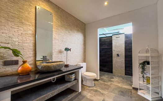 VV9675 | Villa 6 chambres à vendre | Canggu – Padonan