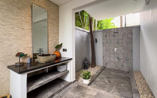 VV9675 | Villa 6 chambres à vendre | Canggu – Padonan