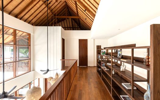 VV9680 | Villa 6 chambres à vendre | Kediri – Nyanyi