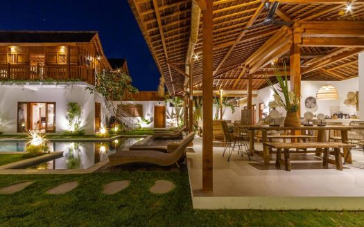 VV9686 | Villa 5 chambres à vendre | Seminyak – Oberoi