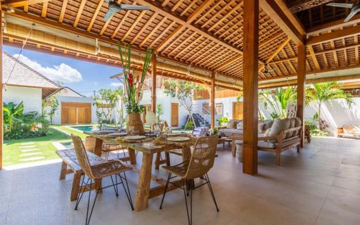 VV9686 | Villa 5 chambres à vendre | Seminyak – Oberoi