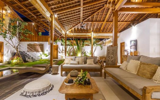 VV9686 | Villa 5 chambres à vendre | Seminyak – Oberoi