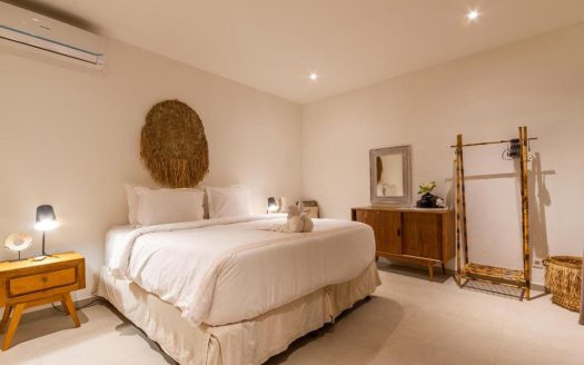 VV9686 | Villa 5 chambres à vendre | Seminyak – Oberoi