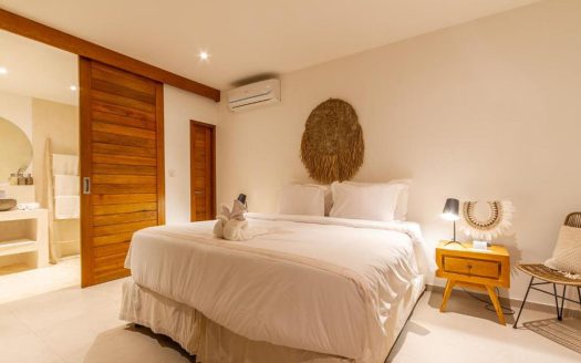 VV9686 | Villa 5 chambres à vendre | Seminyak – Oberoi