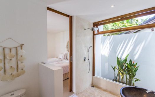 VV9686 | Villa 5 chambres à vendre | Seminyak – Oberoi