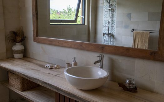 VV9687 | Villa 3 chambres à vendre | Kediri – Nyanyi