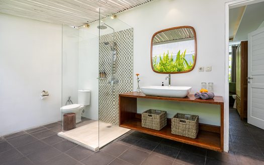 VV9690 | Villa 4 chambres à vendre | Seminyak – Batubelig