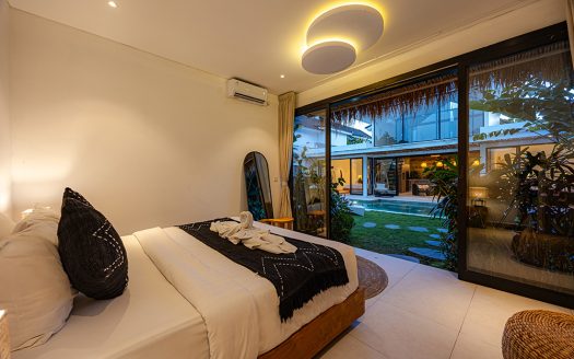 Complexe Kayu Ceruring | Villa 6 chambres à louer | Kerobokan – Umalas