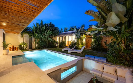 Complexe Kayu Ceruring | Villa 6 chambres à louer | Kerobokan – Umalas