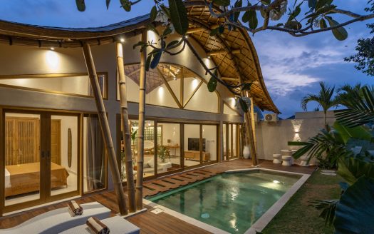 Complexe Kayu Ceruring | Villa 6 chambres à louer | Kerobokan – Umalas