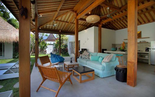 Complexe Oberoi 12 CH | Villa 12 chambres à louer | Seminyak – Oberoi