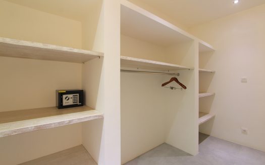Complexe Oberoi 12 CH | Villa 12 chambres à louer | Seminyak – Oberoi