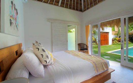 Complexe Oberoi 12 CH | Villa 12 chambres à louer | Seminyak – Oberoi