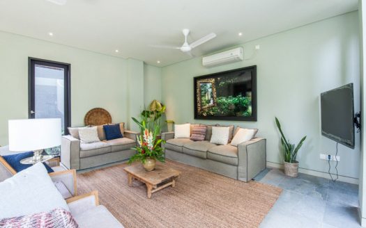 VV9433 | Villa 4 chambres à vendre | Canggu – Echo Beach