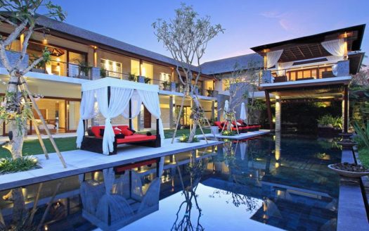 VV9435 | Villa 5 chambres à vendre | Canggu – Berawa