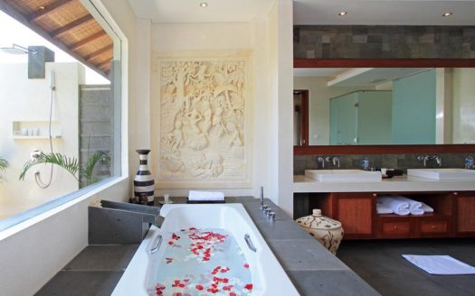 VV9435 | Villa 5 chambres à vendre | Canggu – Berawa
