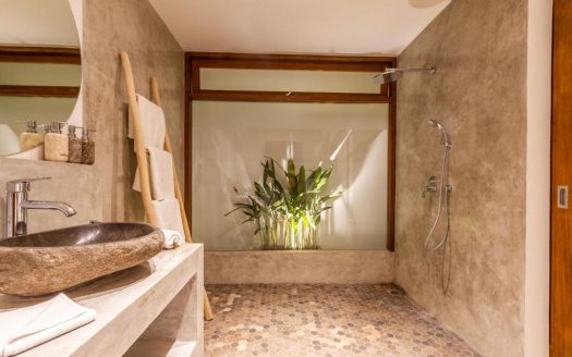 VV9686 | Villa 5 chambres à vendre | Seminyak – Oberoi