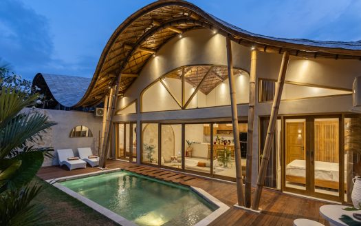 Complexe Bamboo Wati & Mahanga | Villa 5 chambres à louer | Kerobokan – Umalas