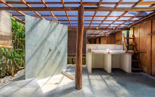 Villa Lina | Villa 3 chambres à louer | Canggu – Batubolong