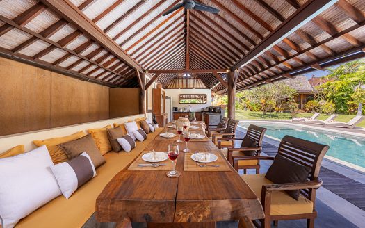 Villa Lina | Villa 3 chambres à louer | Canggu – Batubolong