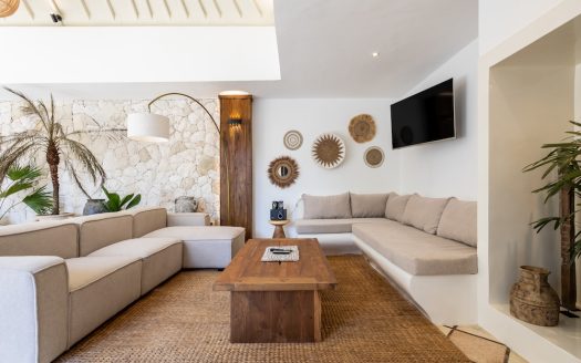 Villa Dalon | Villa 2 chambres à louer | Seminyak – Oberoi