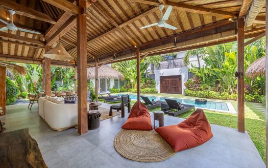 Villa Kaly | Villa 4 chambres à louer | Seminyak – Oberoi