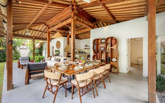 Villa Kaly | Villa 4 chambres à louer | Seminyak – Oberoi