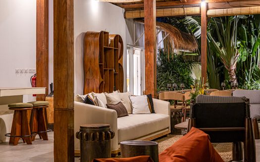 Villa Kaly | Villa 4 chambres à louer | Seminyak – Oberoi