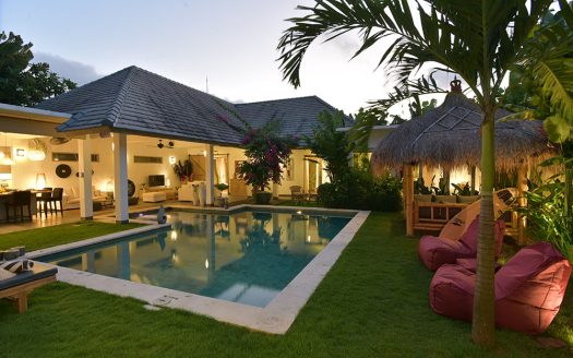 Villa Sampai | Villa 4 chambres à louer | Canggu – Padonan