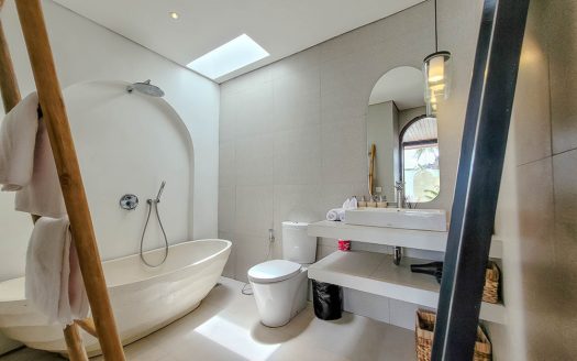 VV9694 | Villa 8 chambres à vendre | Uluwatu – Pecatu
