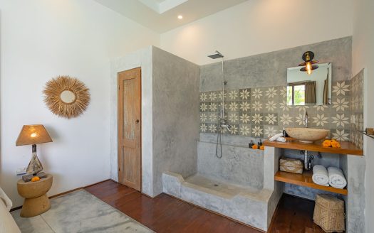 VV9703 | Villa 6 chambres à vendre | Seminyak – Batubelig