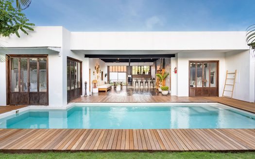 VV9703 | Villa 6 chambres à vendre | Seminyak – Batubelig